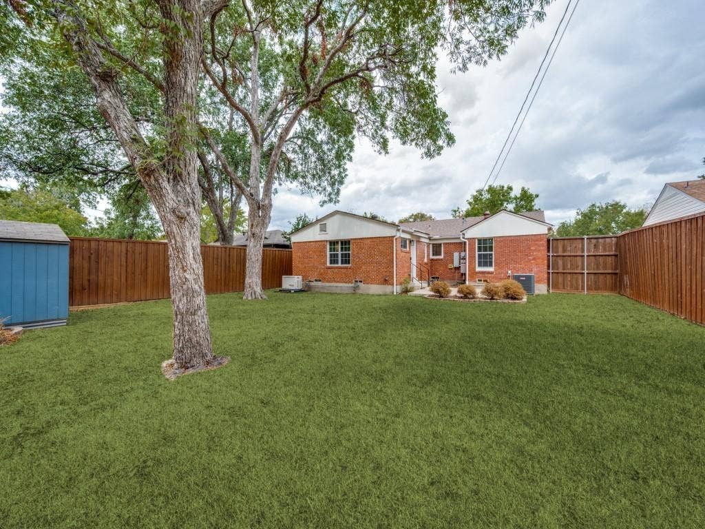 1718 Pat Drive, Dallas, TX 75228