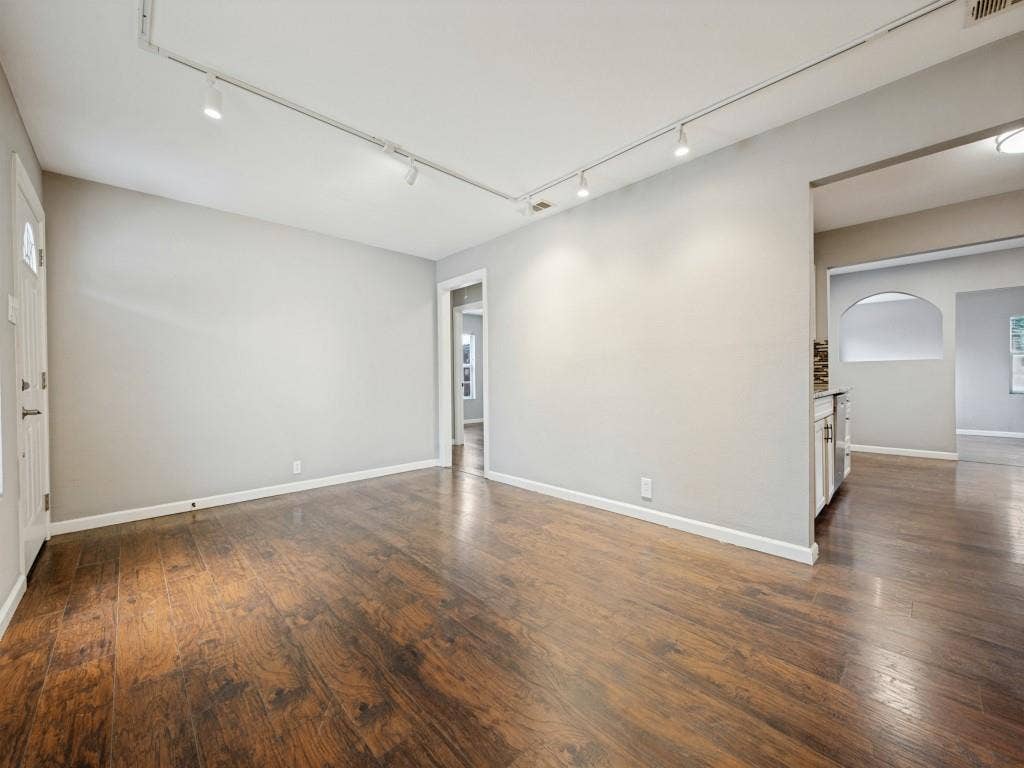 1718 Pat Drive, Dallas, TX 75228