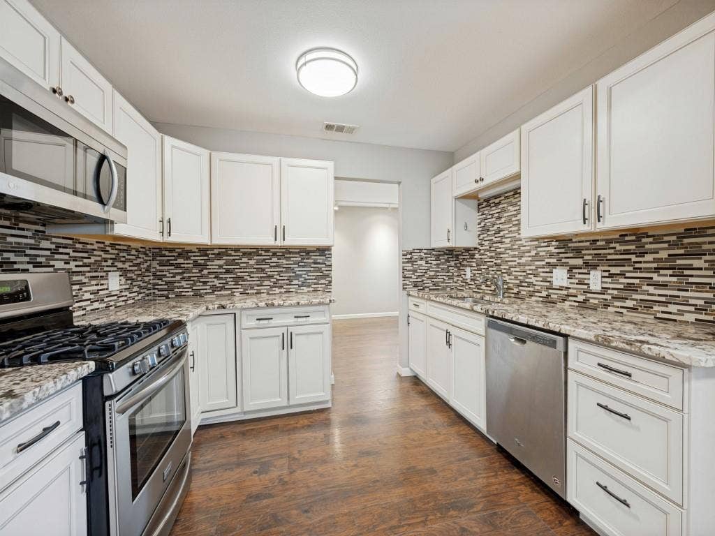1718 Pat Drive, Dallas, TX 75228