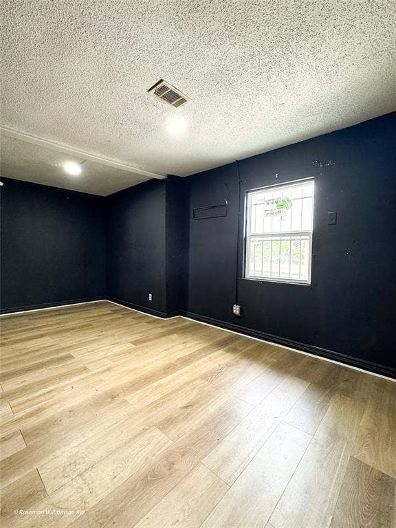 2915 S Lancaster Road, Dallas, TX 75216 2915 S Lancaster Road, Dallas, TX 75216