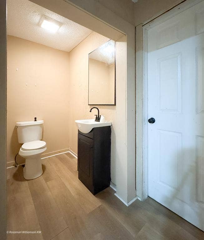 2915 S Lancaster Road, Dallas, TX 75216 2915 S Lancaster Road, Dallas, TX 75216