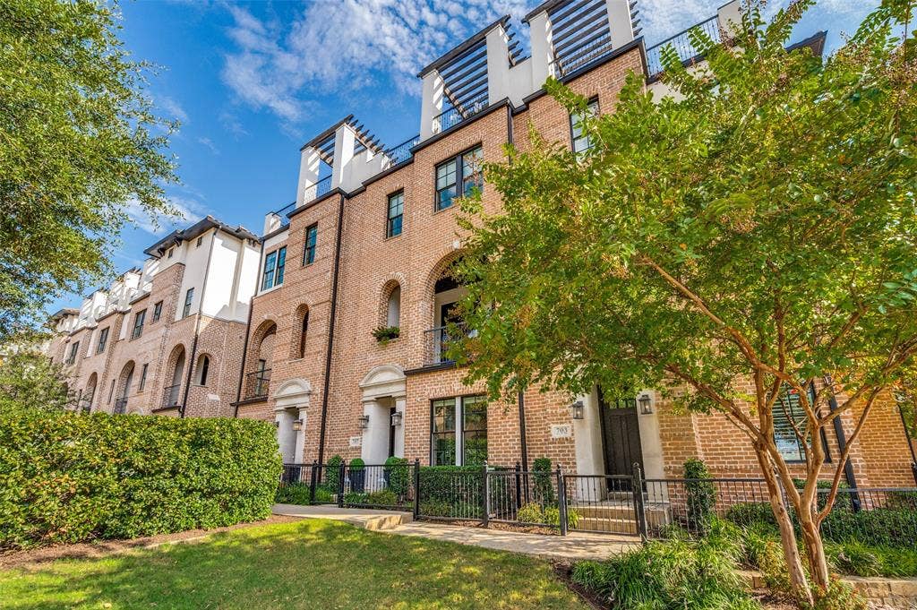 707 WILL RICE Avenue, Irving, TX 75039 707 WILL RICE Avenue, Irving, TX 75039