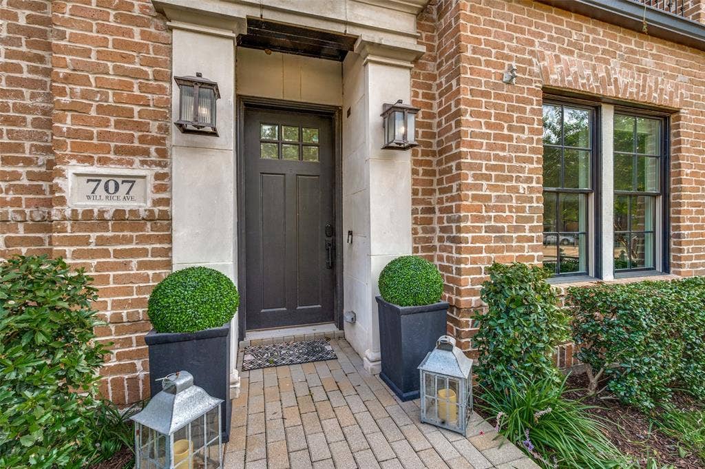 707 WILL RICE Avenue, Irving, TX 75039 707 WILL RICE Avenue, Irving, TX 75039