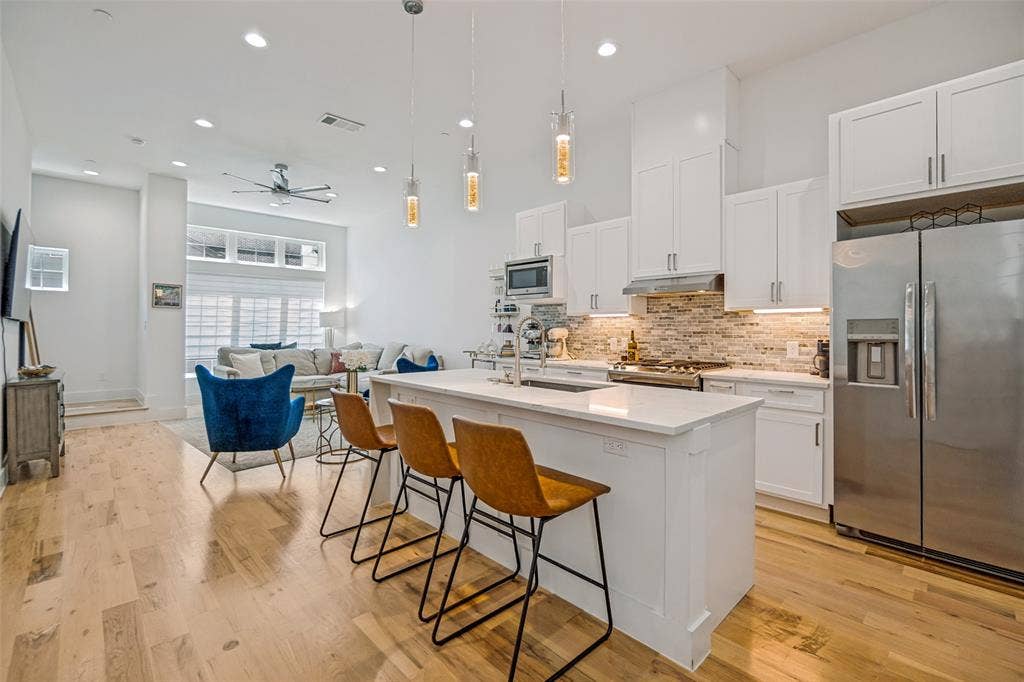 1910 Caddo Street, #B102, Dallas, TX 75204 1910 Caddo Street, #B102, Dallas, TX 75204