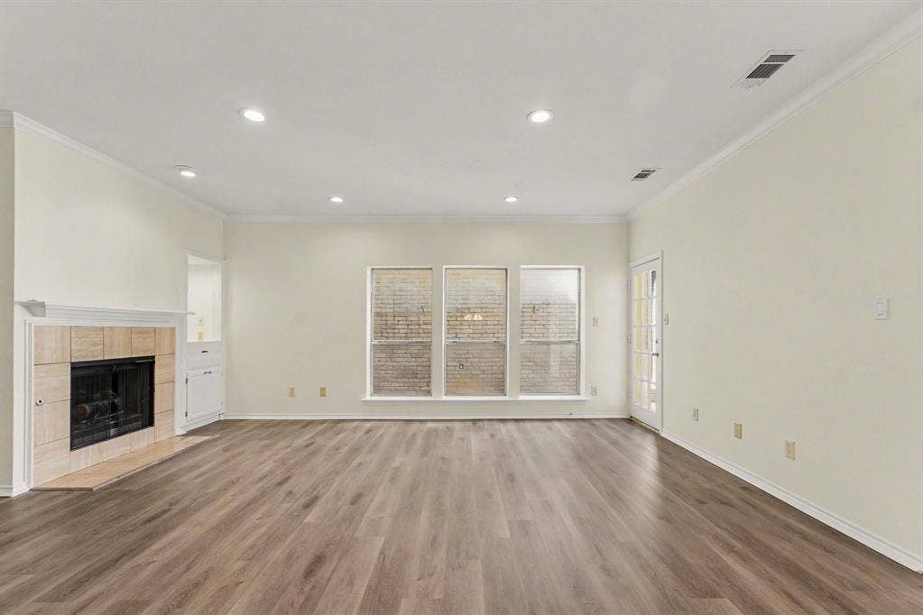 5825 Preston Valley Drive, Dallas, TX 75240 5825 Preston Valley Drive, Dallas, TX 75240