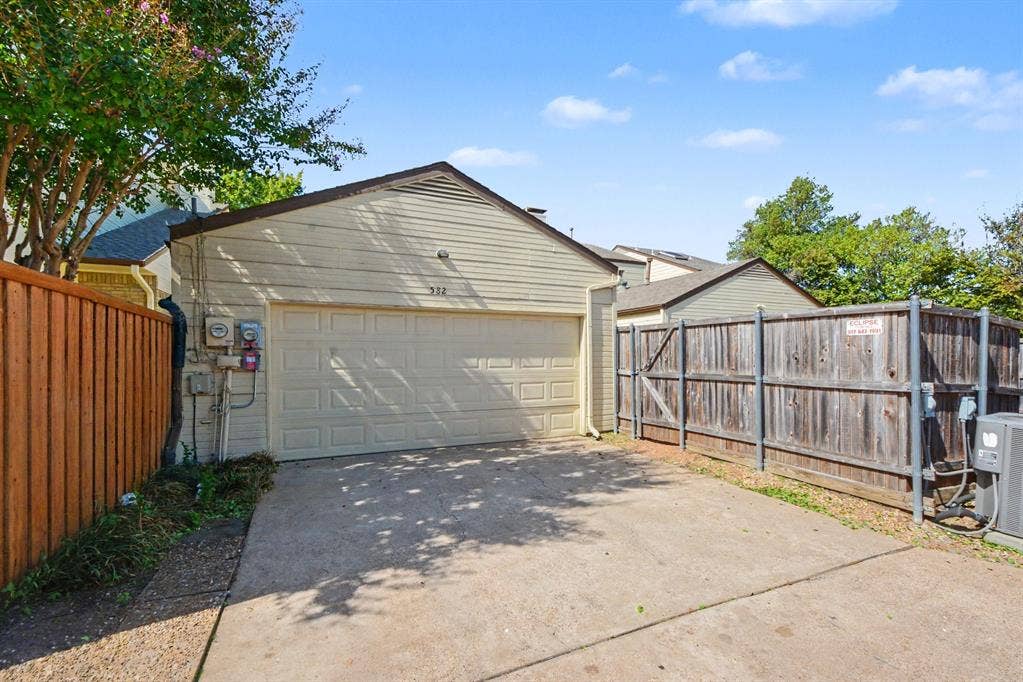 5825 Preston Valley Drive, Dallas, TX 75240 5825 Preston Valley Drive, Dallas, TX 75240