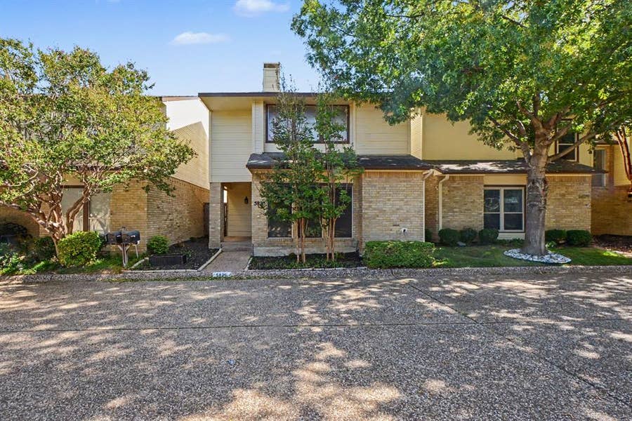 Property photo for 5825 Preston Valley Drive, Dallas, TX