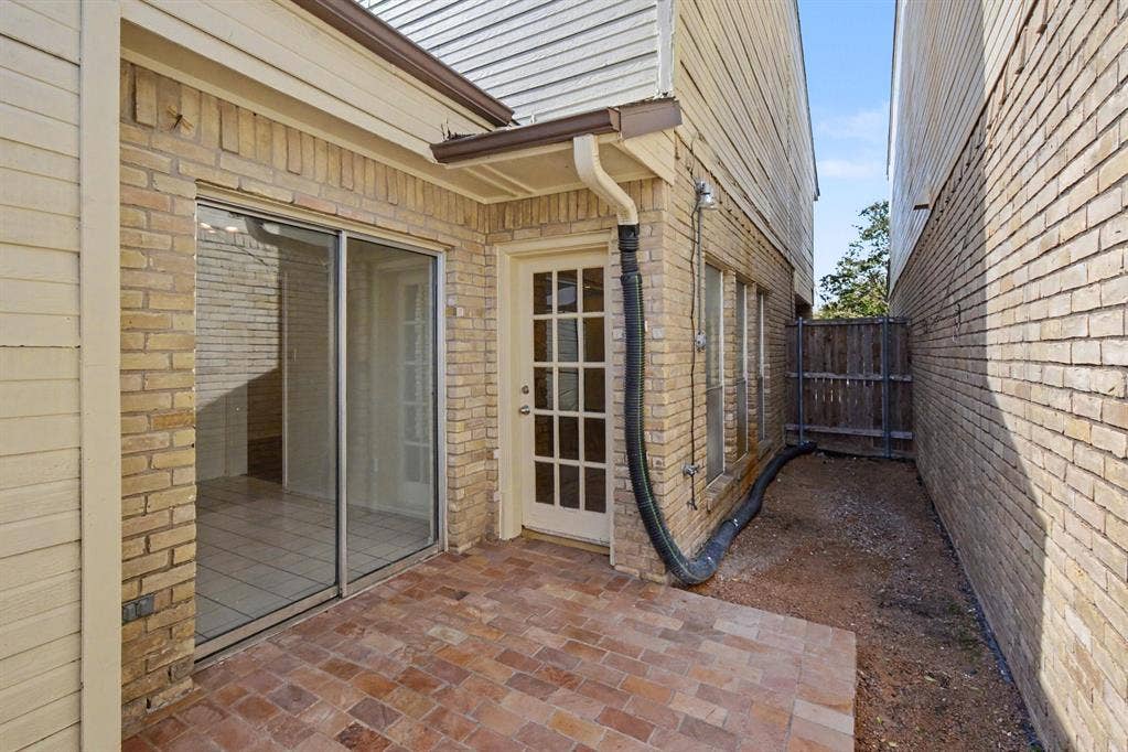 5825 Preston Valley Drive, Dallas, TX 75240 5825 Preston Valley Drive, Dallas, TX 75240
