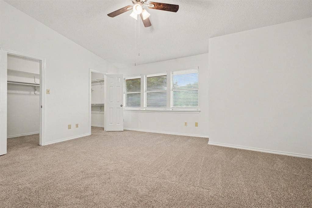 5825 Preston Valley Drive, Dallas, TX 75240 5825 Preston Valley Drive, Dallas, TX 75240