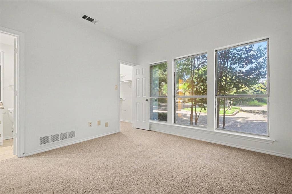 5825 Preston Valley Drive, Dallas, TX 75240 5825 Preston Valley Drive, Dallas, TX 75240