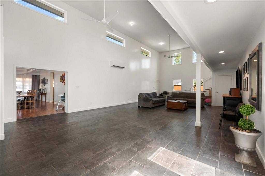 2548 Wood Valley Place, Dallas, TX 75211