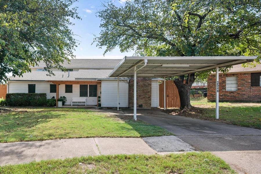 Property photo for 2548 Wood Valley Place, Dallas, TX