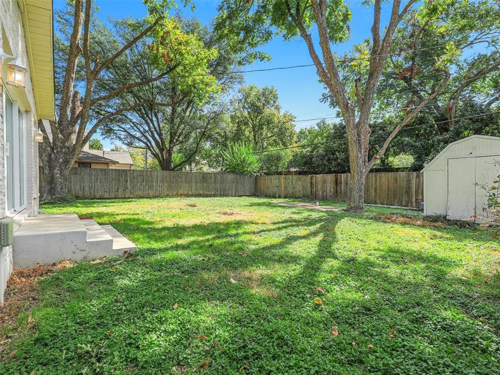 4026 Beechwood Lane, Dallas, TX 75220 4026 Beechwood Lane, Dallas, TX 75220