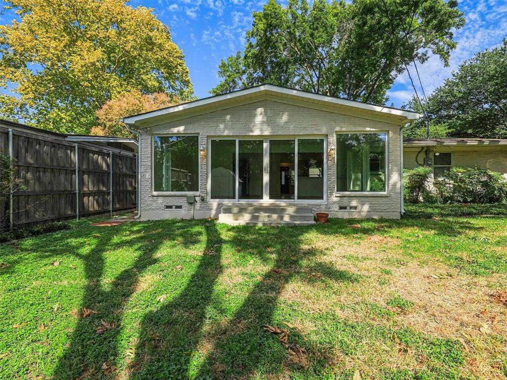 4026 Beechwood Lane, Dallas, TX 75220 4026 Beechwood Lane, Dallas, TX 75220