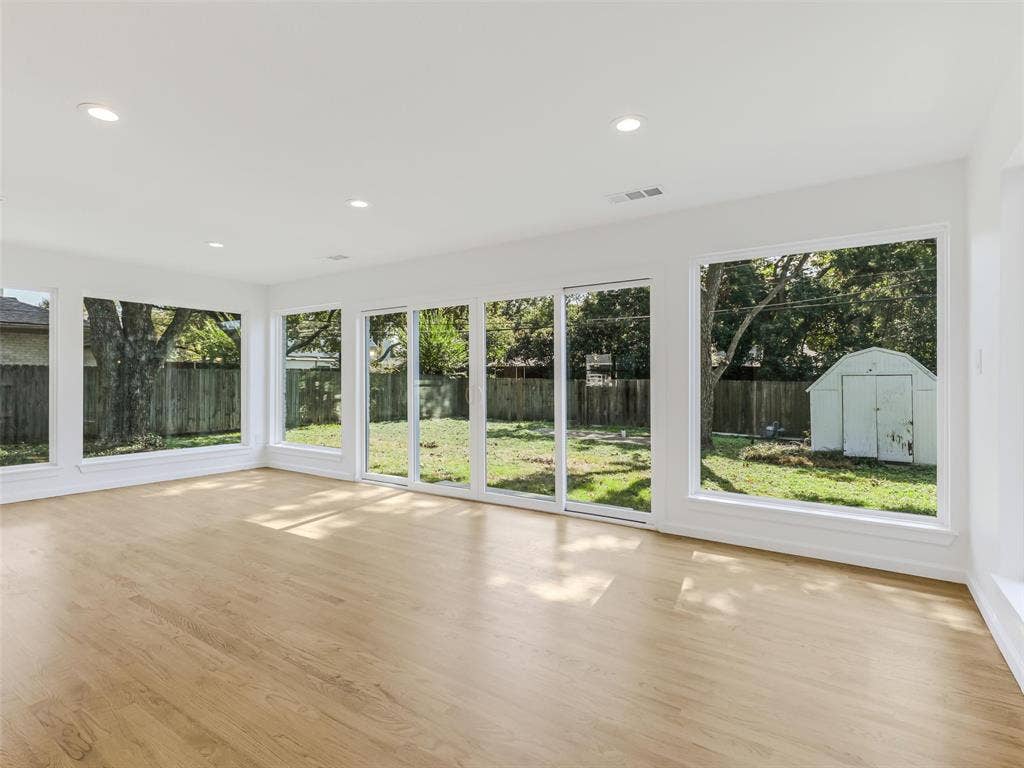 4026 Beechwood Lane, Dallas, TX 75220 4026 Beechwood Lane, Dallas, TX 75220