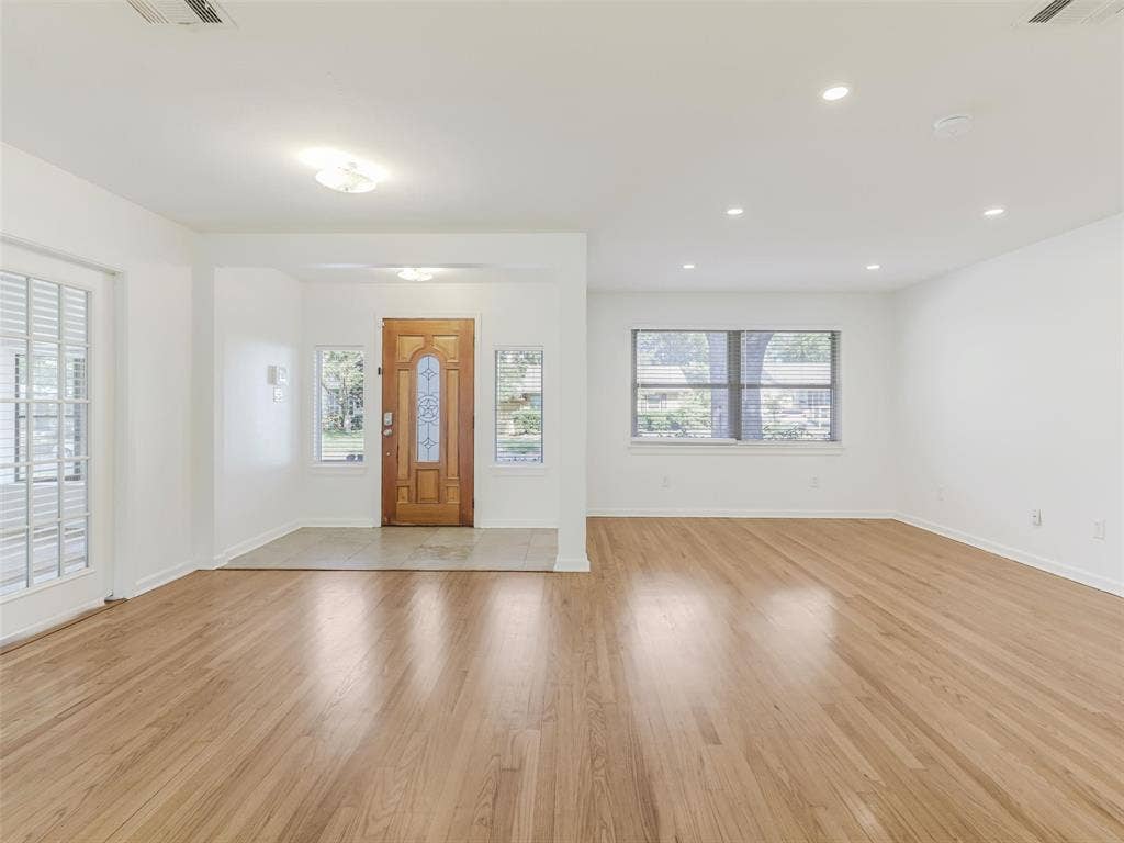 4026 Beechwood Lane, Dallas, TX 75220 4026 Beechwood Lane, Dallas, TX 75220