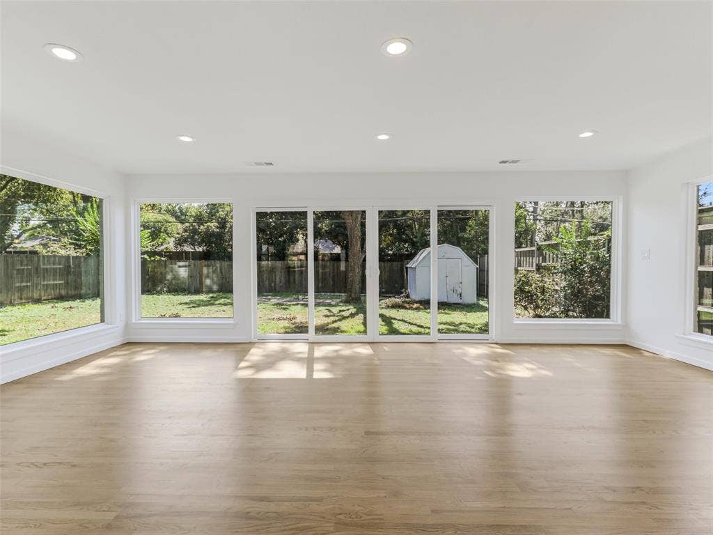 4026 Beechwood Lane, Dallas, TX 75220 4026 Beechwood Lane, Dallas, TX 75220