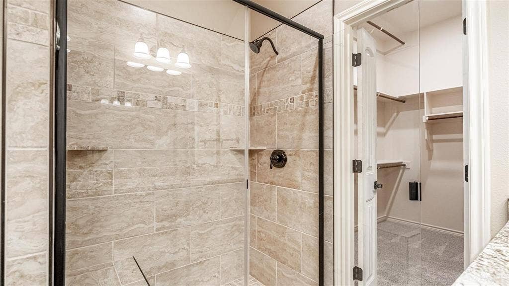 2510 Smokerise Trail, Granbury, TX 76048 2510 Smokerise Trail, Granbury, TX 76048