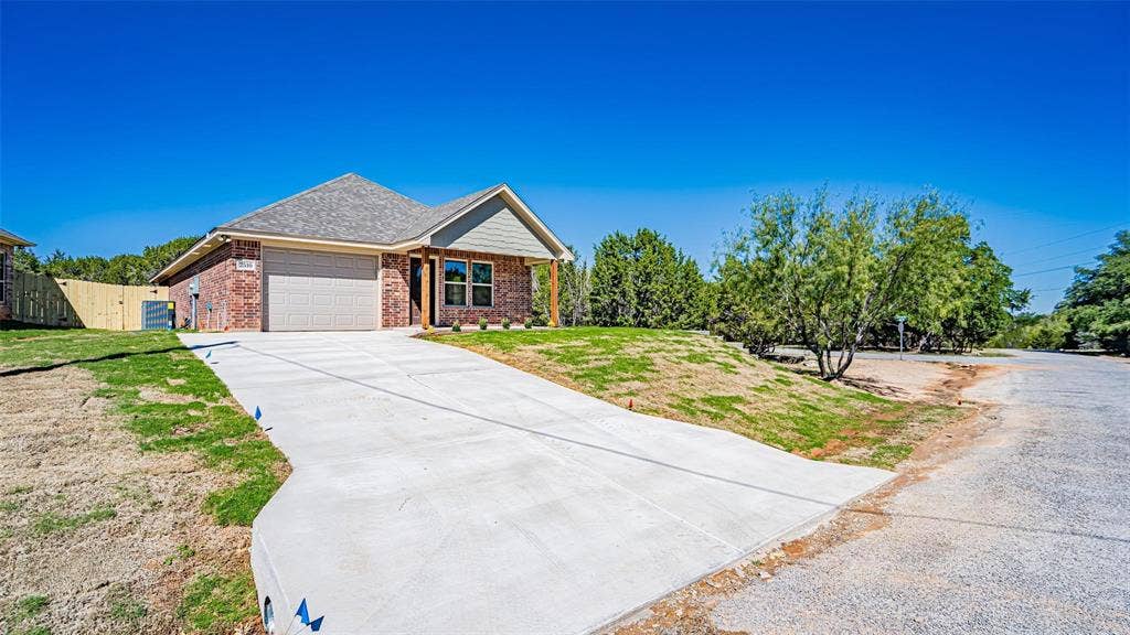 2510 Smokerise Trail, Granbury, TX 76048 2510 Smokerise Trail, Granbury, TX 76048