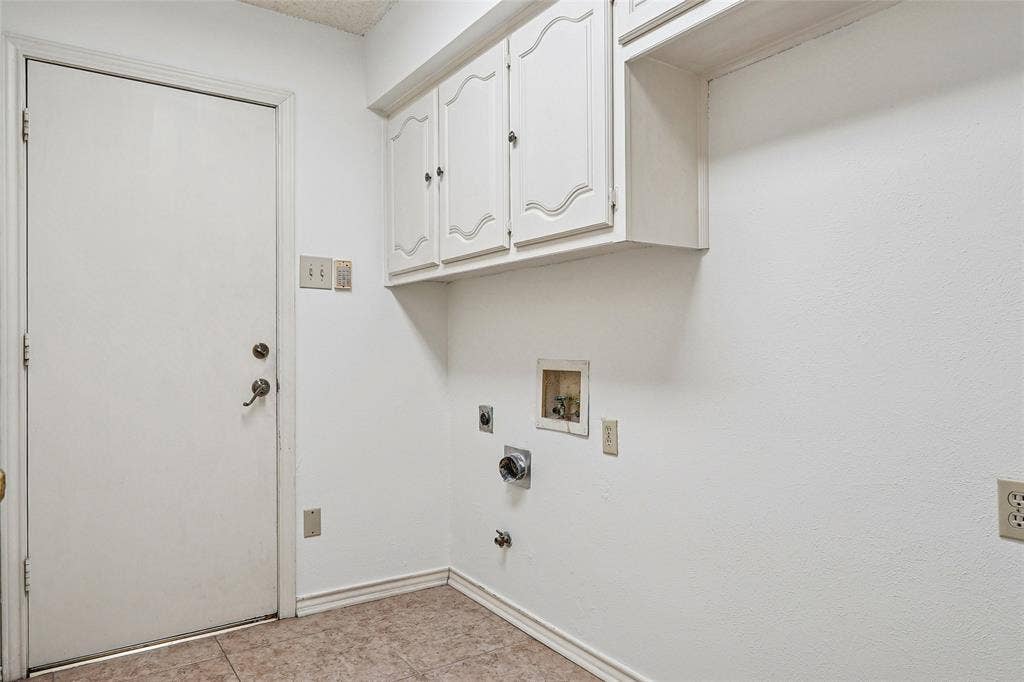 3201 Greenleaf Court, Garland, TX 75044 3201 Greenleaf Court, Garland, TX 75044