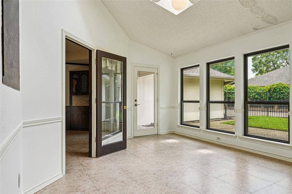 3201 Greenleaf Court, Garland, TX 75044 3201 Greenleaf Court, Garland, TX 75044