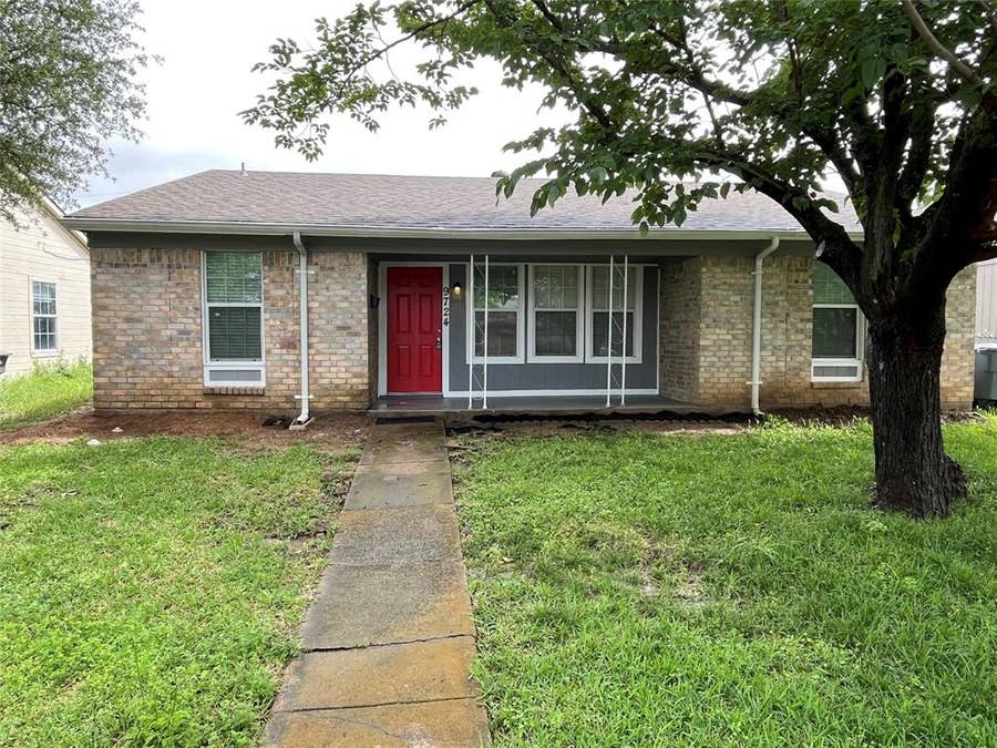 Property photo for 9724 Faircloud Drive, Dallas, TX