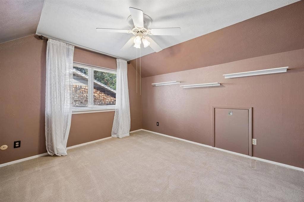 10115 Chesterton Drive, Dallas, TX 75238 10115 Chesterton Drive, Dallas, TX 75238