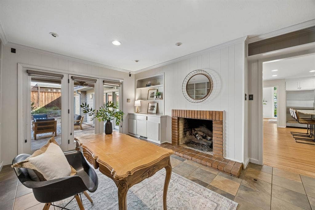 10115 Chesterton Drive, Dallas, TX 75238 10115 Chesterton Drive, Dallas, TX 75238