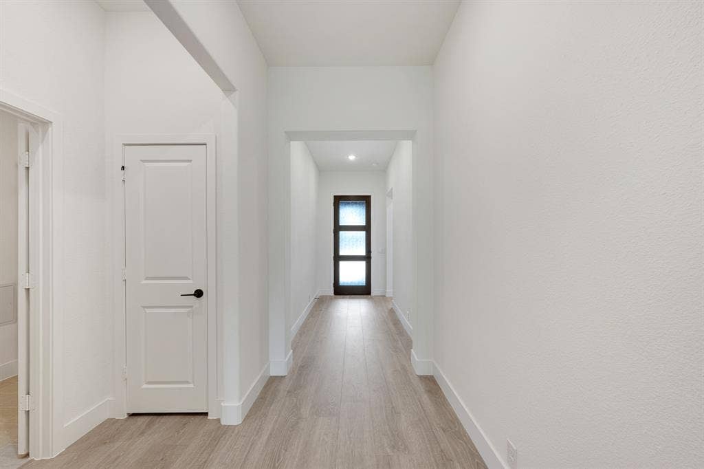 937 Cardinal Drive, Midlothian, TX 76065 937 Cardinal Drive, Midlothian, TX 76065