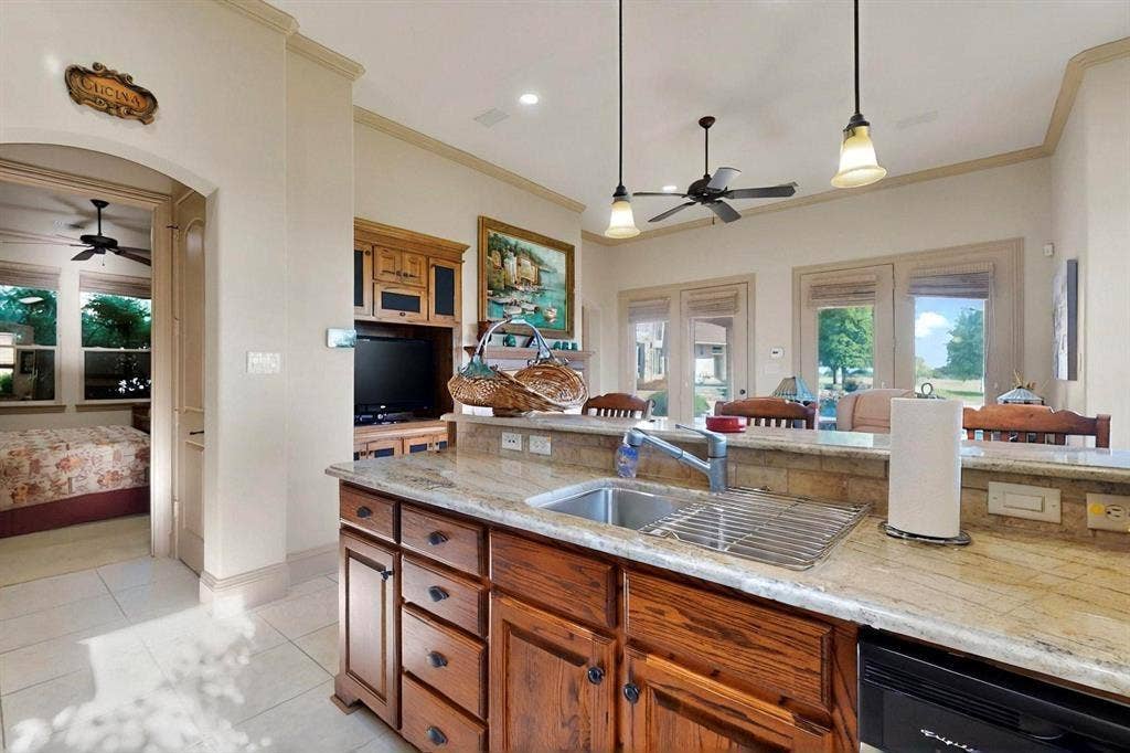 12425 Fm 740, Forney, TX 75126 guest home kitchen. caution: your guests may never want to leave
