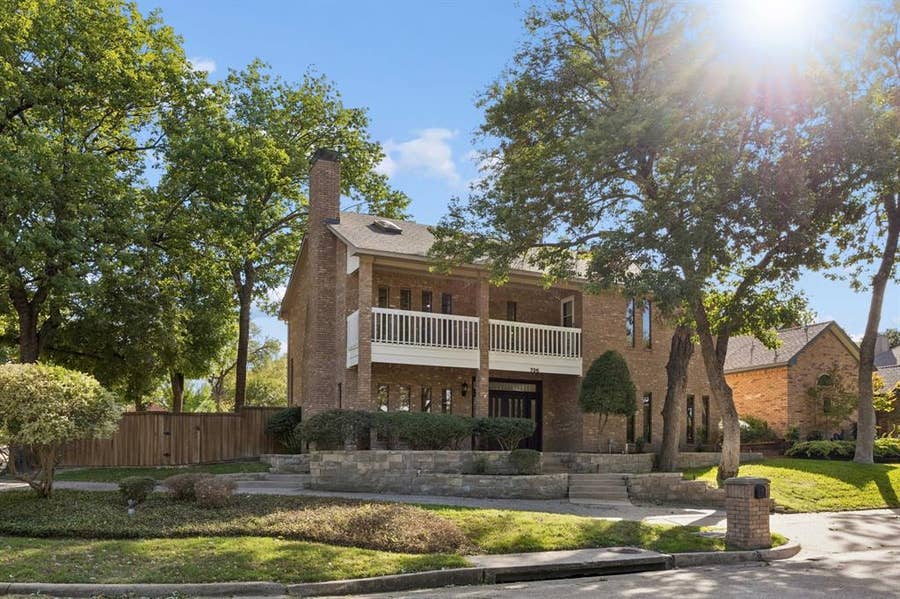 Property photo for 706 Royal Birkdale Drive, Garland, TX