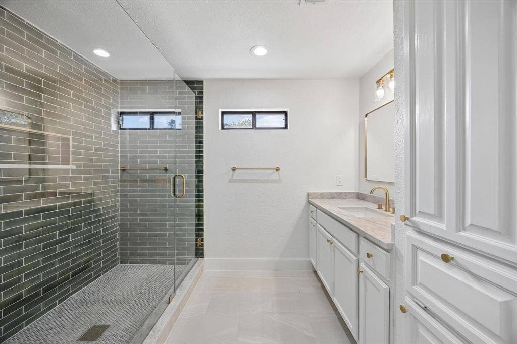 706 Royal Birkdale Drive, Garland, TX 75044 706 Royal Birkdale Drive, Garland, TX 75044