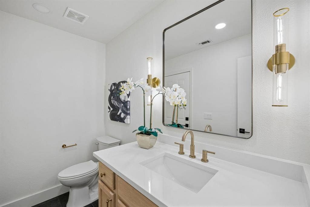 3024 Malibu Place, Plano, TX 75023 3024 Malibu Place, Plano, TX 75023