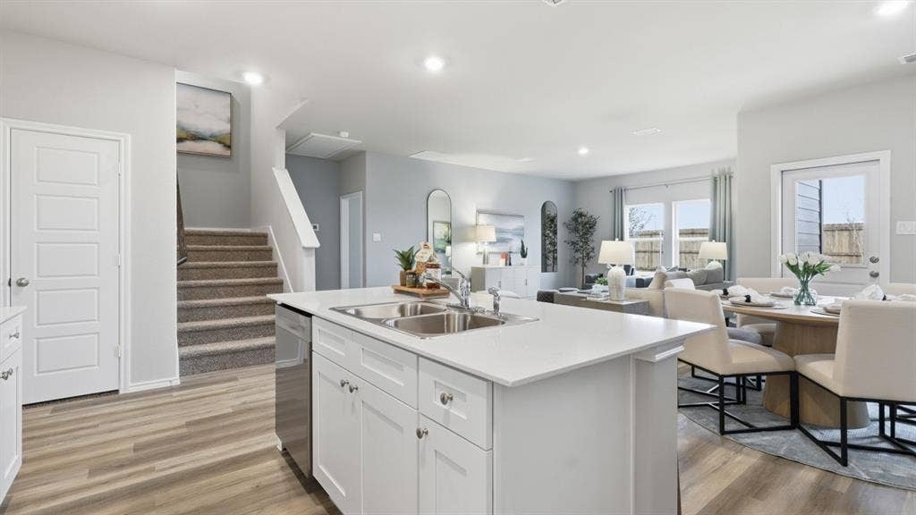 612 SMART STRIKE Trail, Granbury, TX 76049