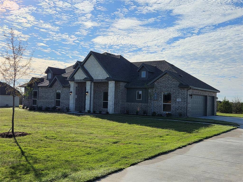 6840 Hayes Road, Midlothian, TX 76065