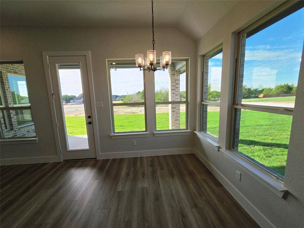6840 Hayes Road, Midlothian, TX 76065