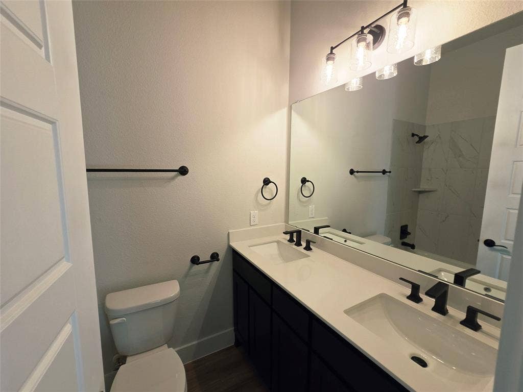 6840 Hayes Road, Midlothian, TX 76065