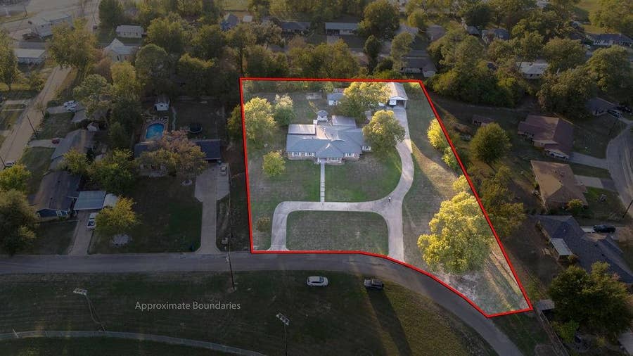 Property photo for 405 Moore Street, Winnsboro, TX