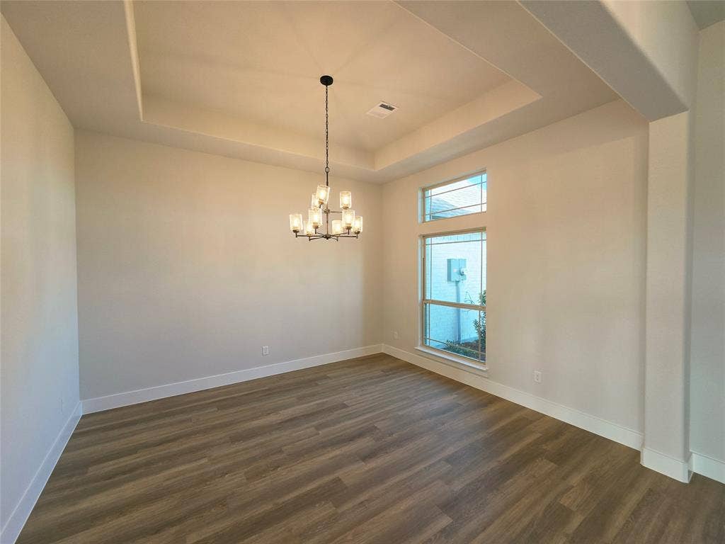 6850 Hayes Road, Midlothian, TX 76065 6850 Hayes Road, Midlothian, TX 76065