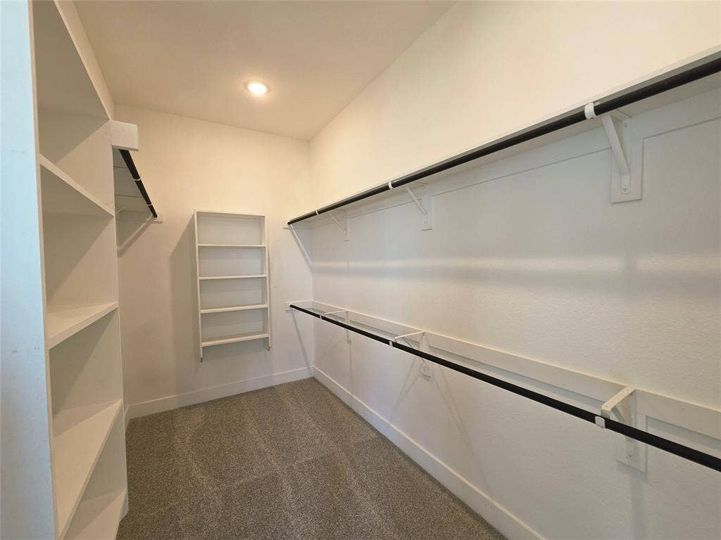 6850 Hayes Road, Midlothian, TX 76065 6850 Hayes Road, Midlothian, TX 76065