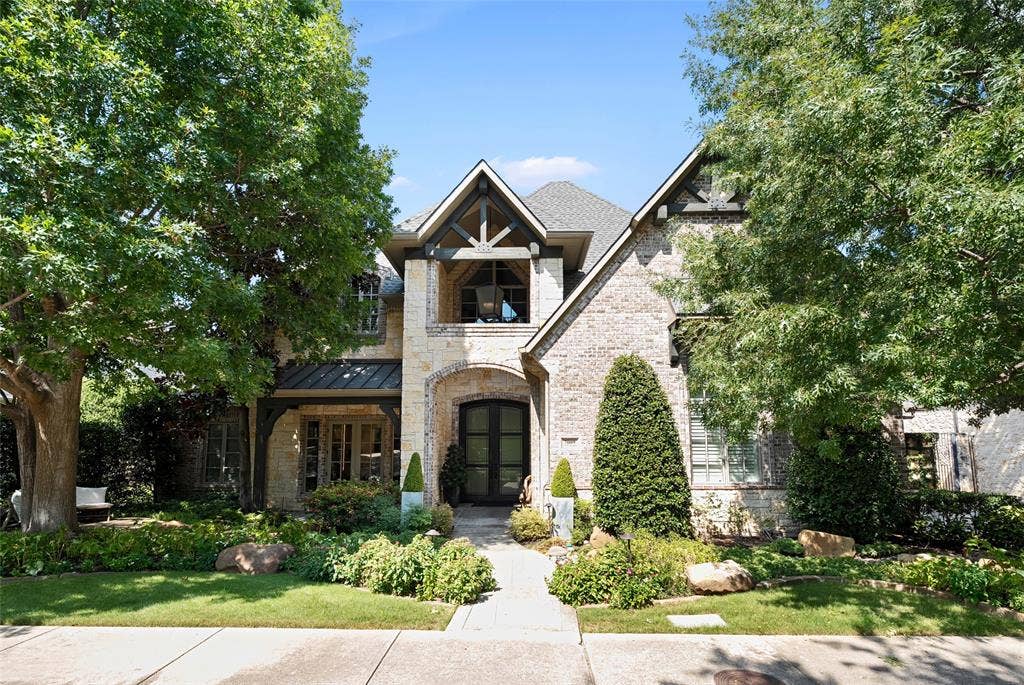 7009 Stone Meadow Drive, Dallas, TX 75230