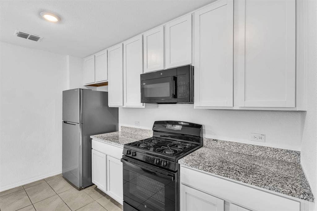 7721 Skier Drive, McKinney, TX 75071 7721 Skier Drive, McKinney, TX 75071