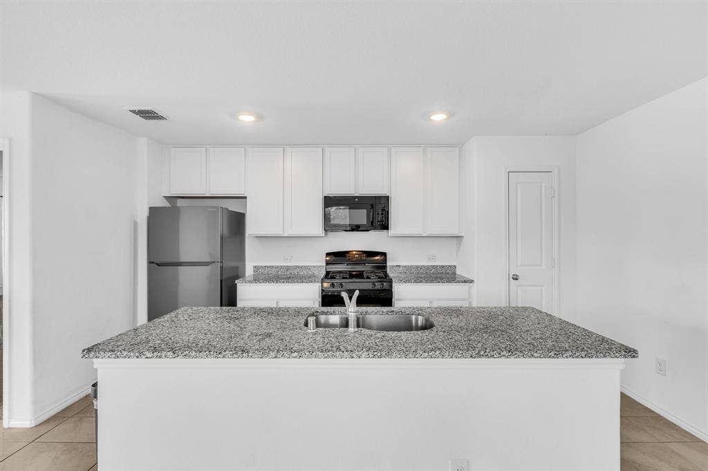 7721 Skier Drive, McKinney, TX 75071 7721 Skier Drive, McKinney, TX 75071