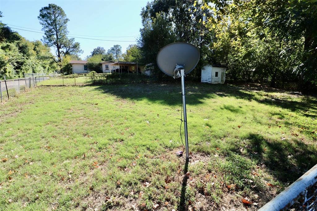2490 Beverly Drive, Paris, TX 74560