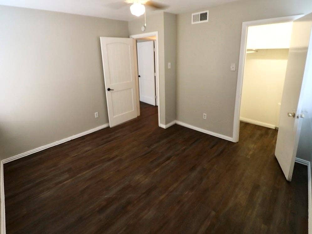 2490 Beverly Drive, Paris, TX 74560