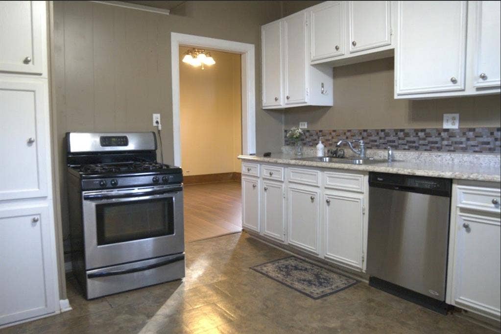 1400 Ash Street, Commerce, TX 75428 1400 Ash Street, Commerce, TX 75428