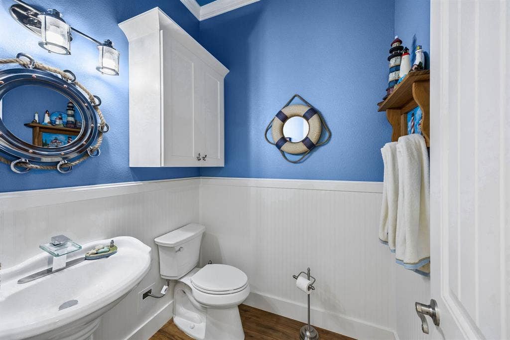 18076 Country Club Drive, Kemp, TX 75143 18076 Country Club Drive, Kemp, TX 75143