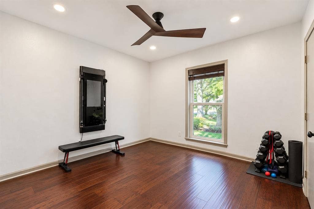 7738 Lemmonwood Drive, Dallas, TX 75231 7738 Lemmonwood Drive, Dallas, TX 75231