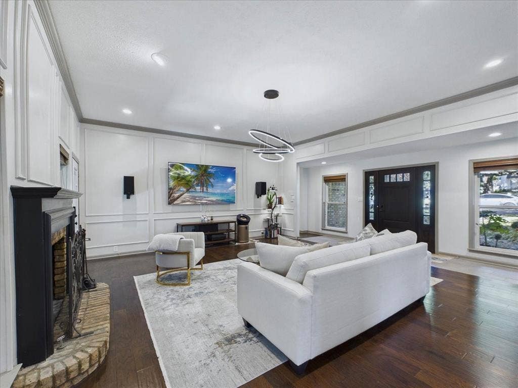 7738 Lemmonwood Drive, Dallas, TX 75231 7738 Lemmonwood Drive, Dallas, TX 75231