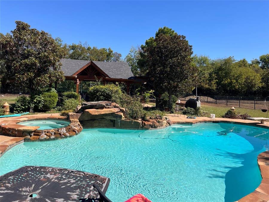 Property photo for 18 White Rock Trail, Lucas, TX